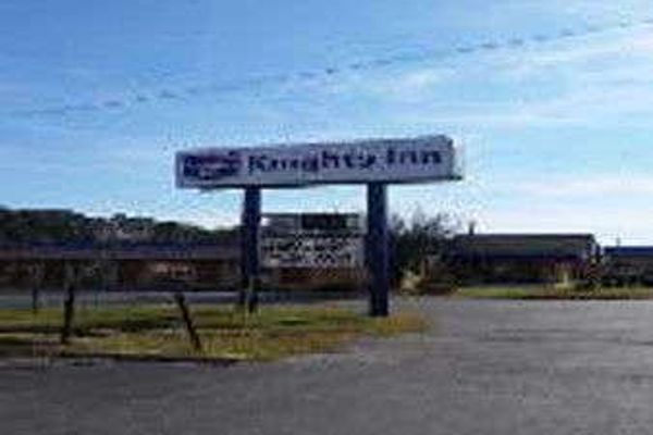 KNIGHTS INN GREENVILLE (Frog Level)